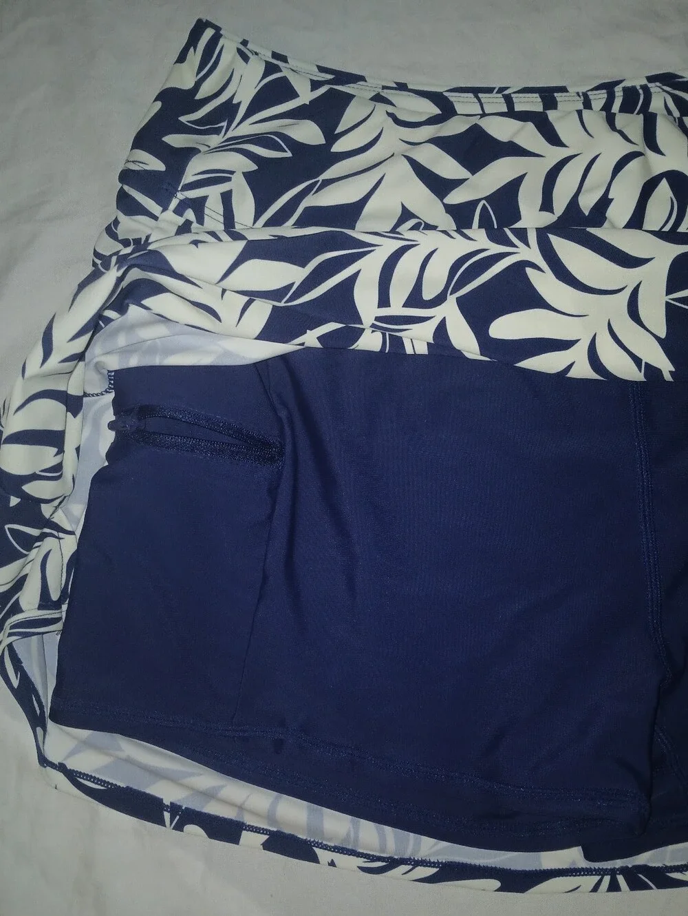 Hurley Navy and White Leaf-Print Swim Skort